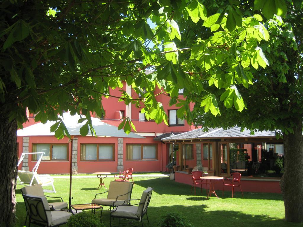 Hotel Del Lago Puigcerdà Zewnętrze zdjęcie