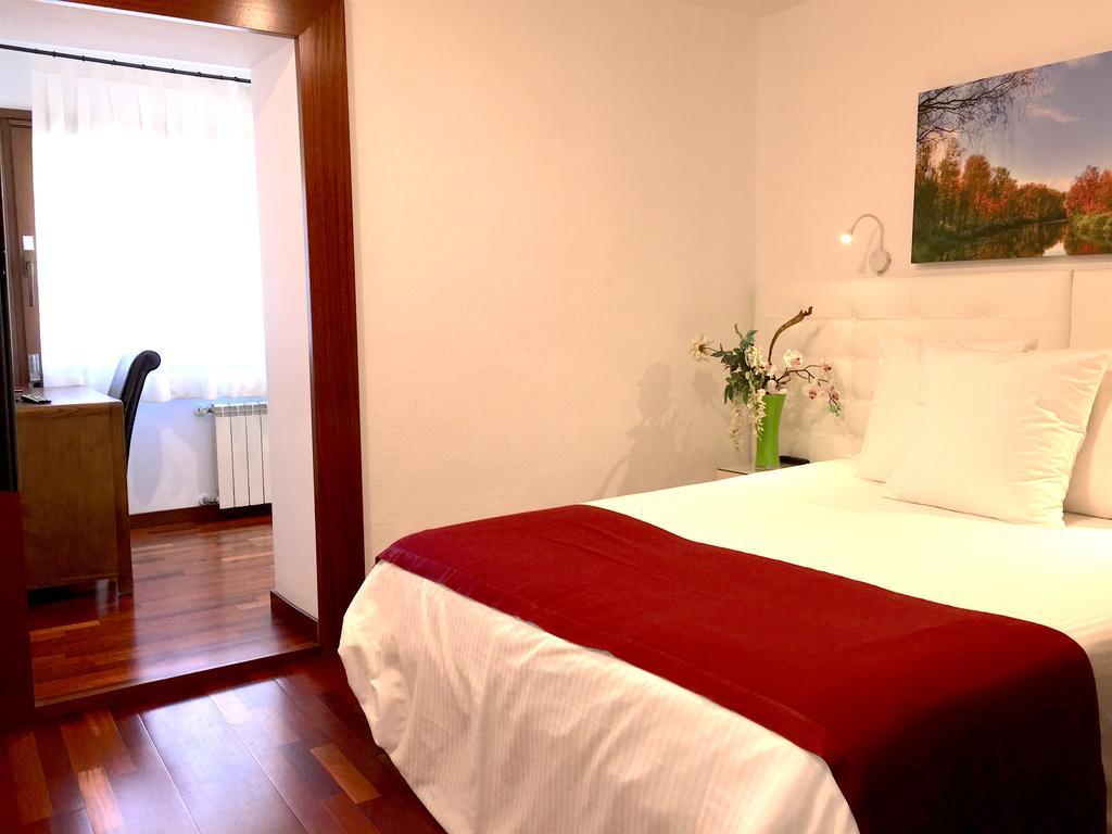 Hotel Del Lago Puigcerdà Zewnętrze zdjęcie